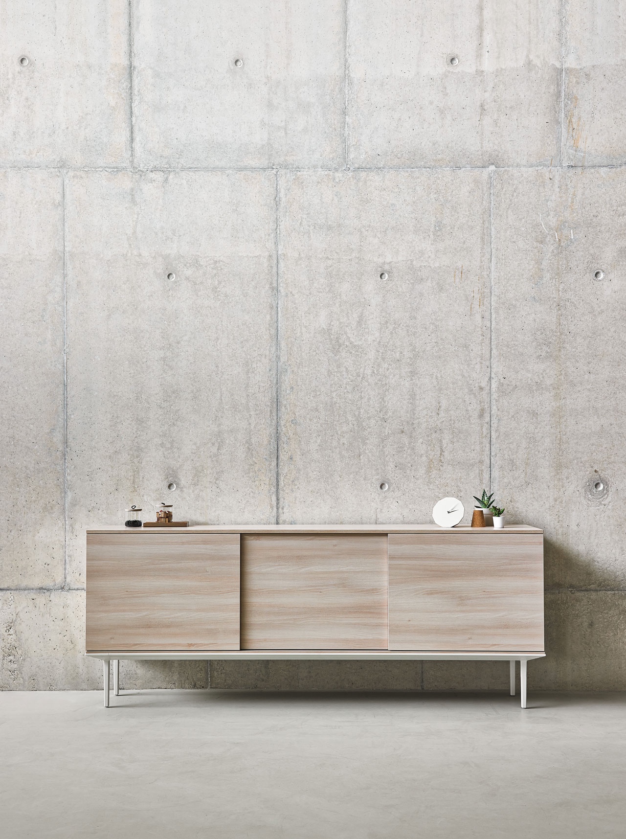 Longo is a contemporary storage solution by designers Ramos & Bassols.