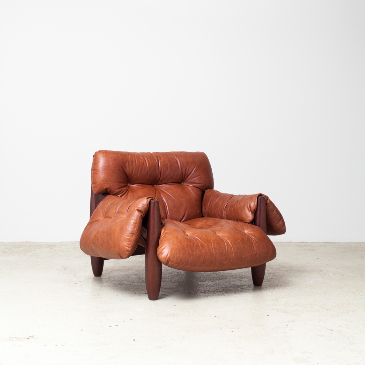 The 1961 Mole armchair by Sergio Rodrigues is considered his most iconic piece.