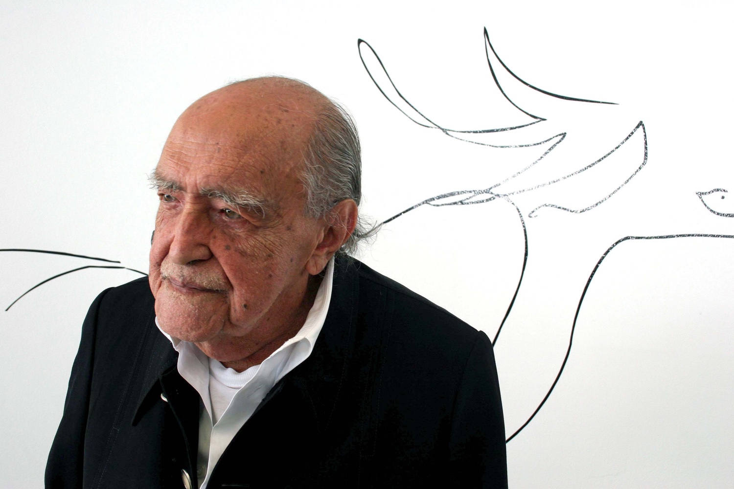 Oscar Niemeyer. Photo via by Kamy.