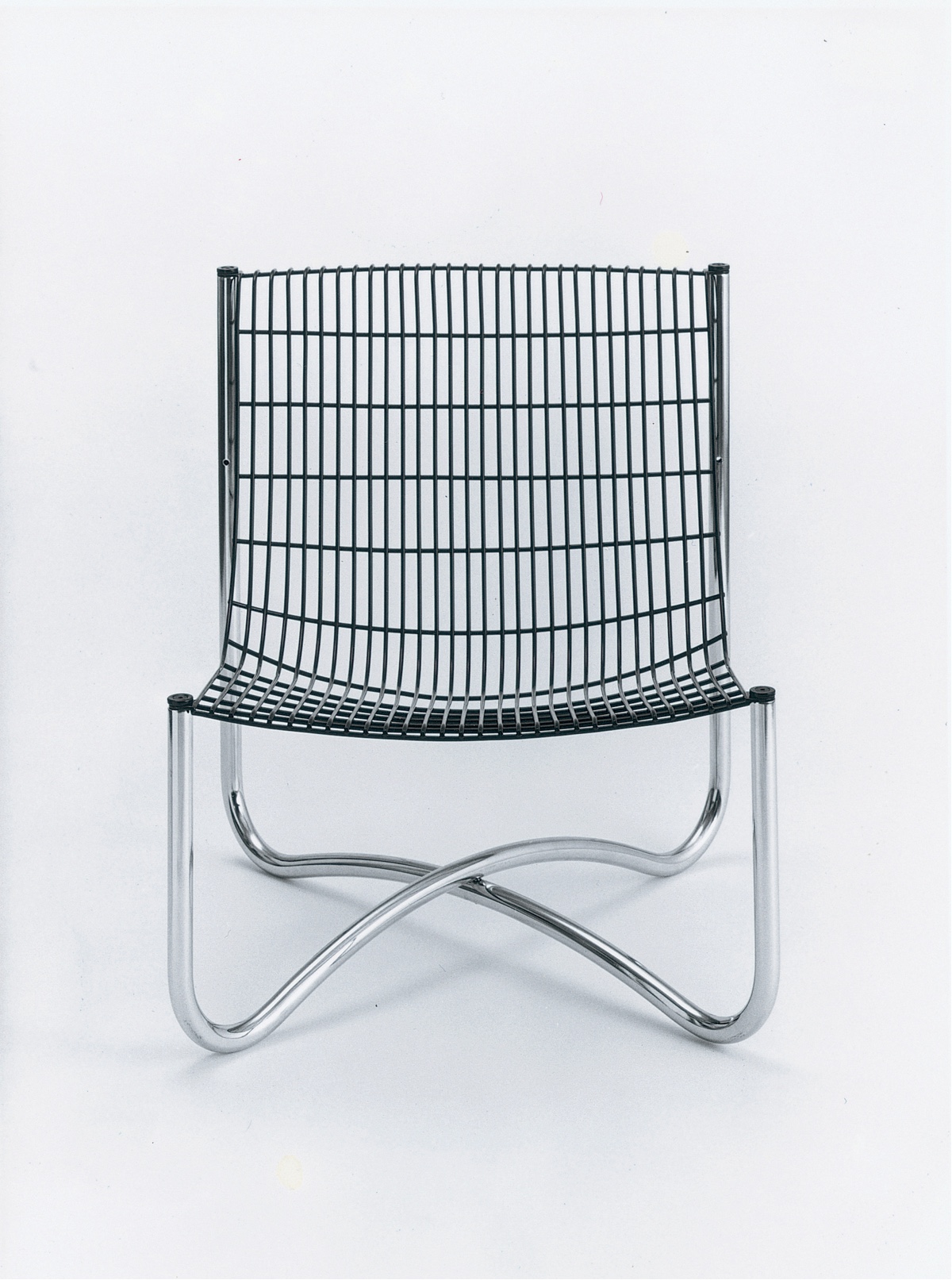 Abacus 700 outdoor chair. Image via Alistair Welch.