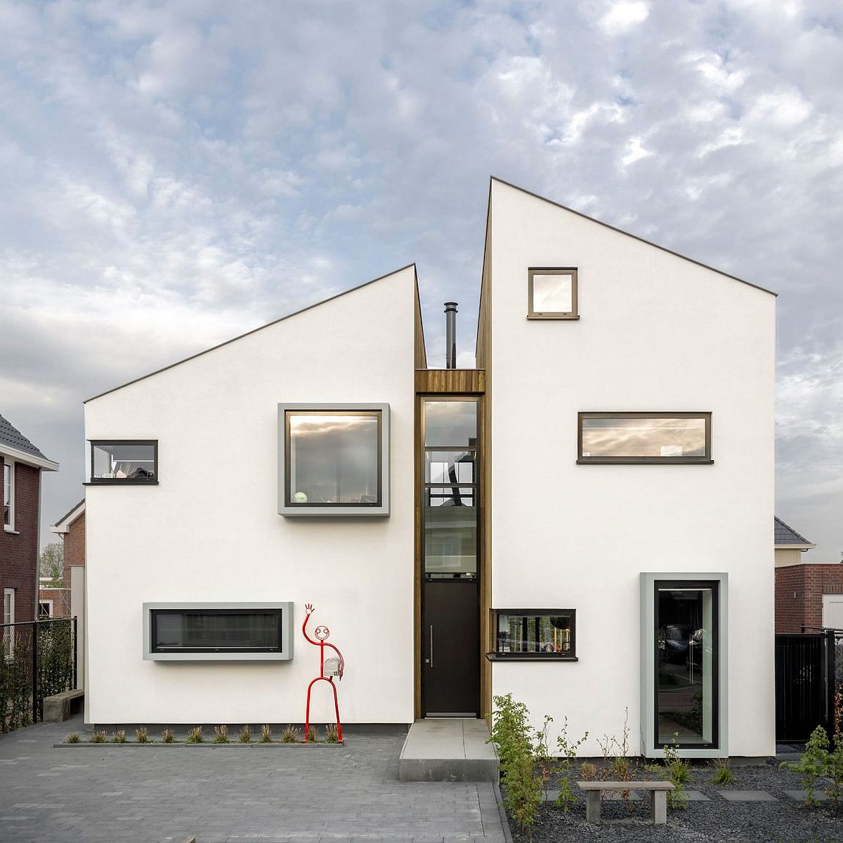 Bay windows give the facade a unique look