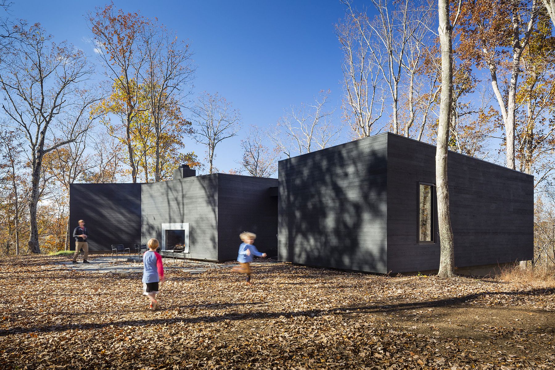 Contemporary and unique James River House in Scottsville