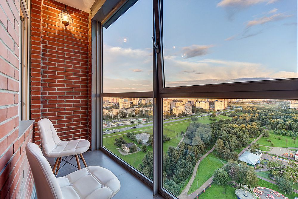 Create space for your industrial sunroom with glass walls