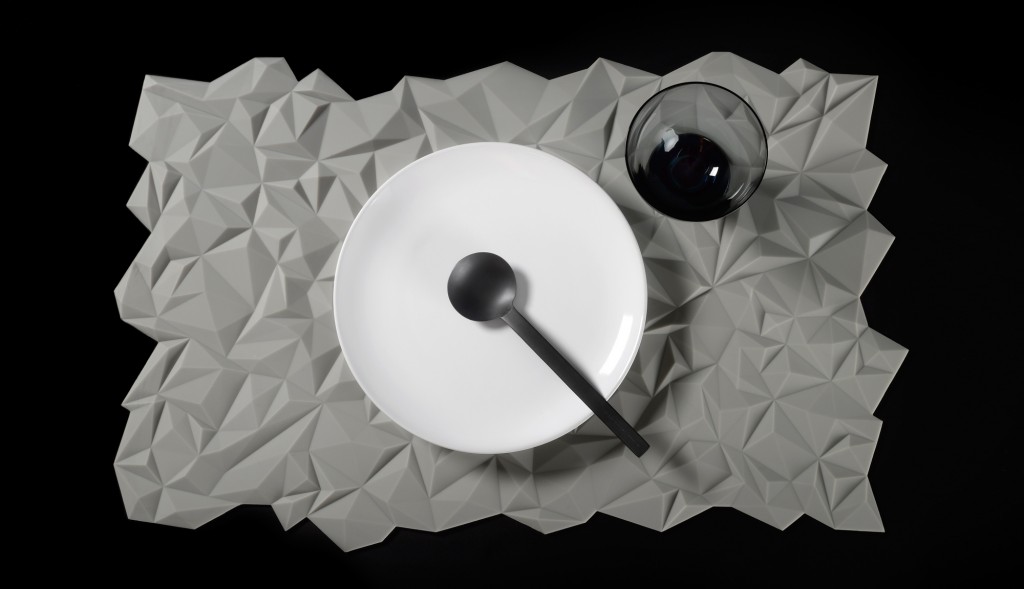 Facet placemat by Finell