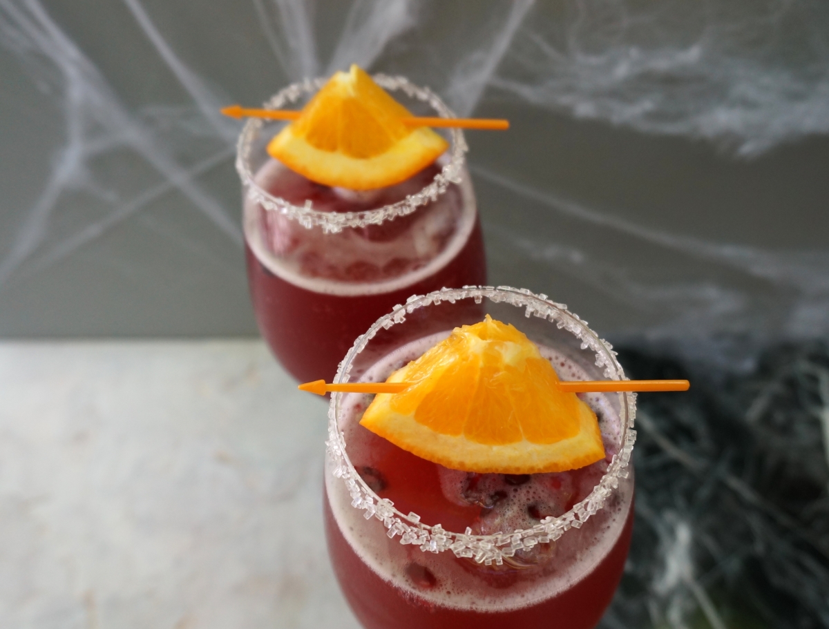 Halloween cocktails from Mirror80