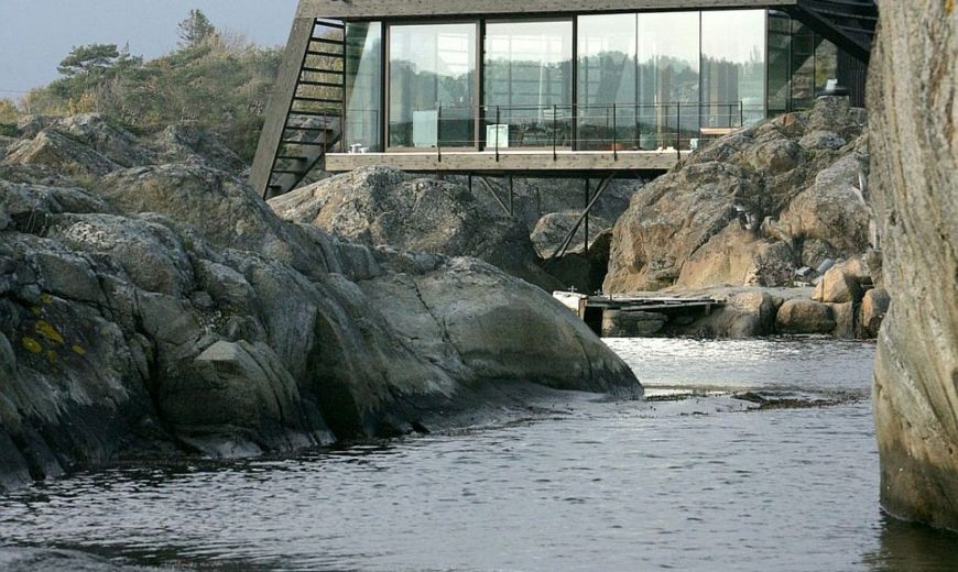 Taming Rugged Landscape: Enchanting Norwegian Holiday Home on a Small Island