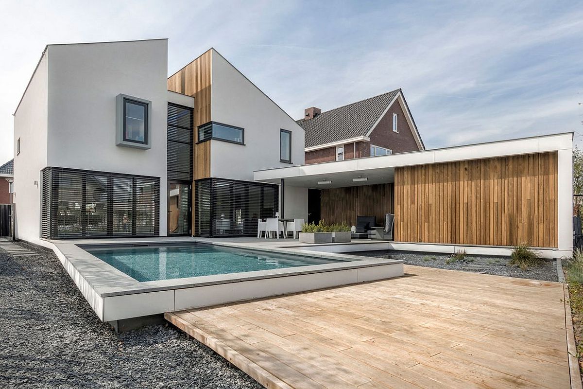 Modern Dutch home with gable rood and ample living space