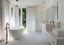 Refined-all-white-contemporary-bathroom-design-217x155