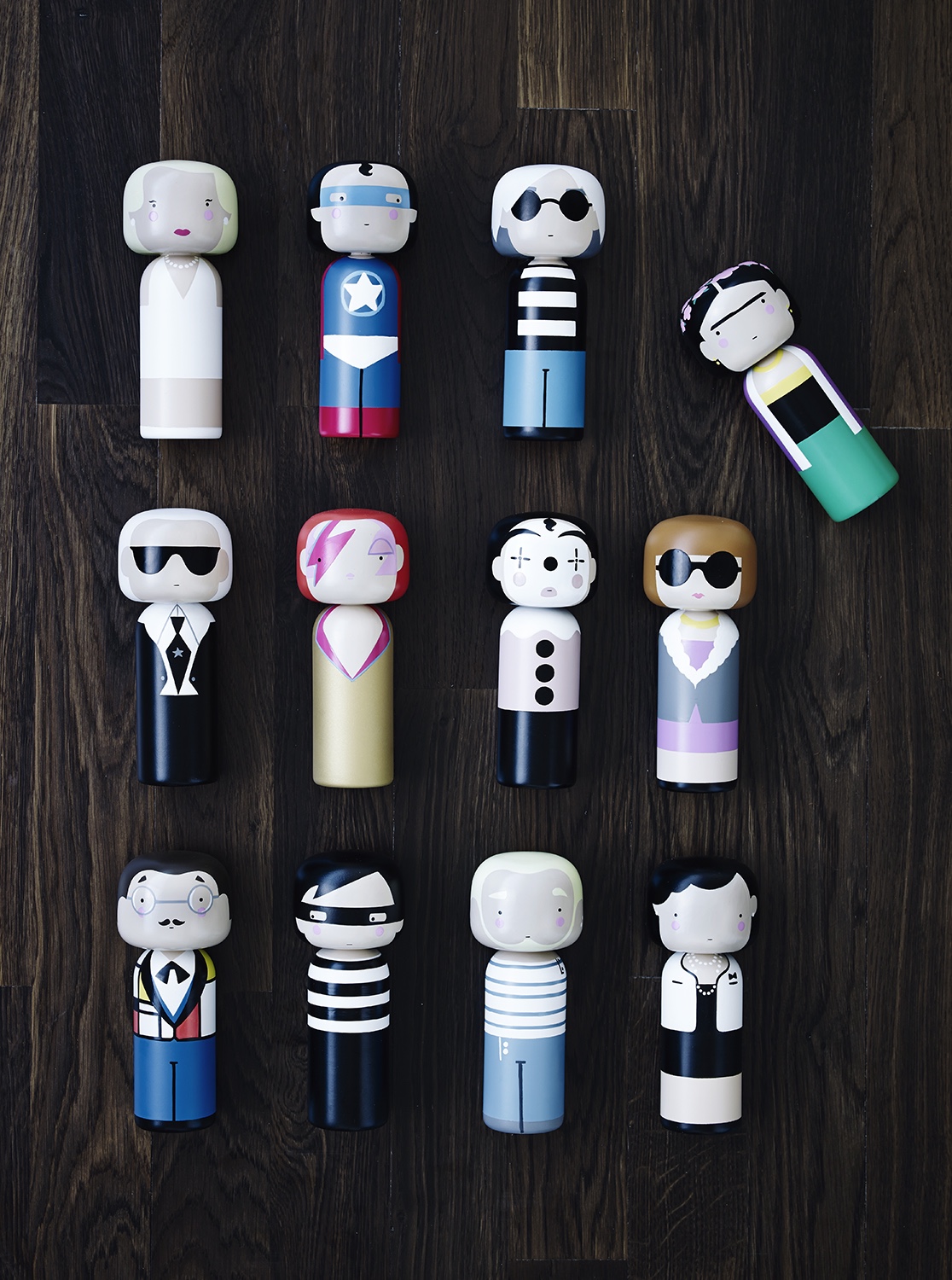 Kokeshi dolls.