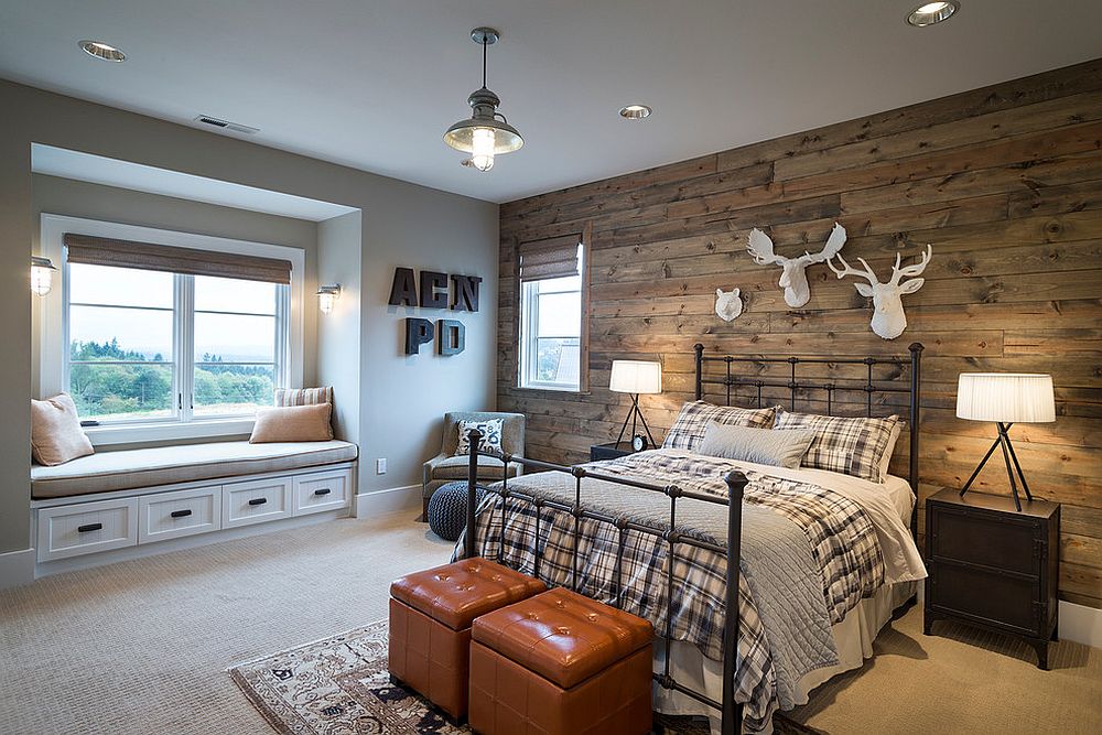 Smart reclaimed wood wall brings a hint of cabin style to the modern bedroom