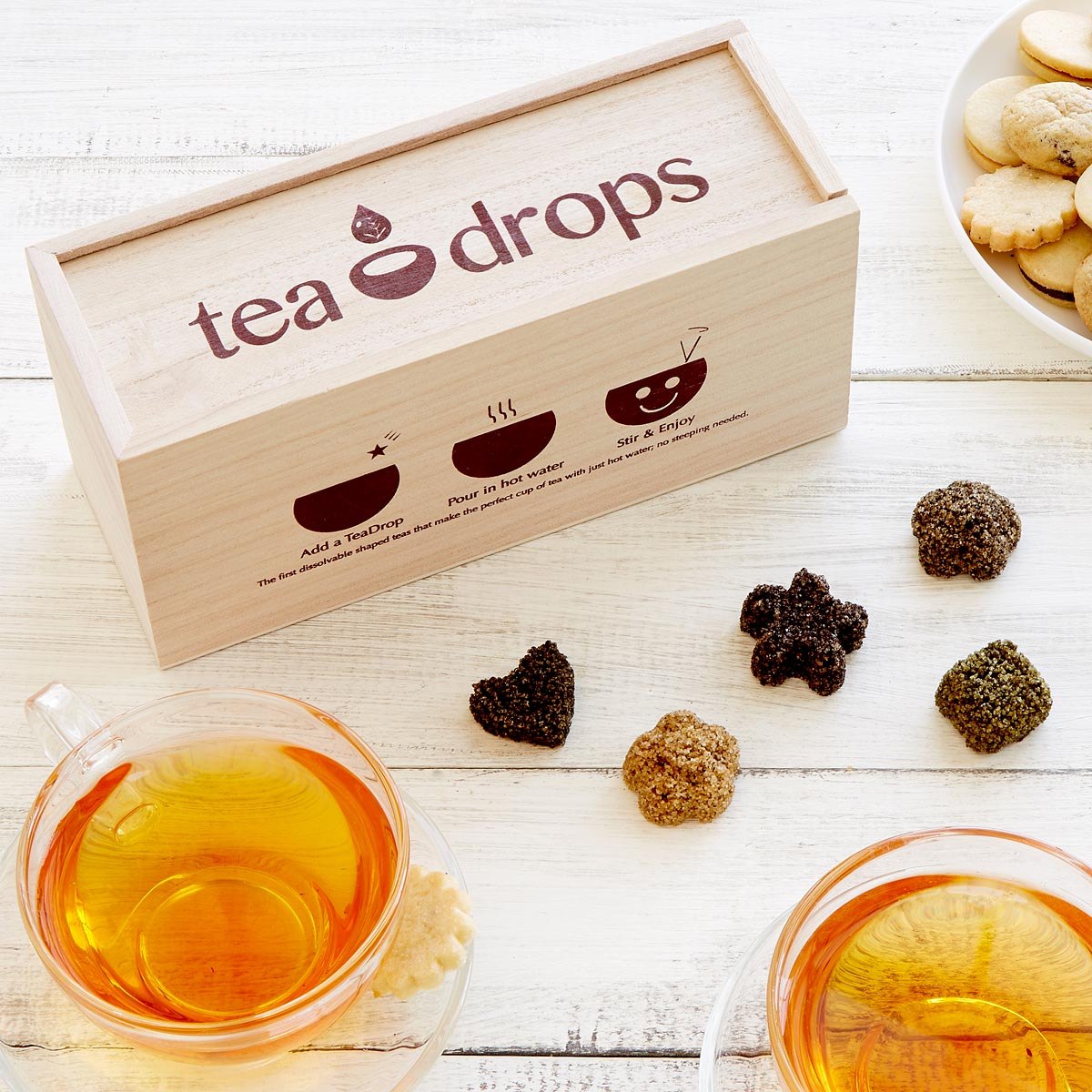 Tea gift set from Uncommon Goods