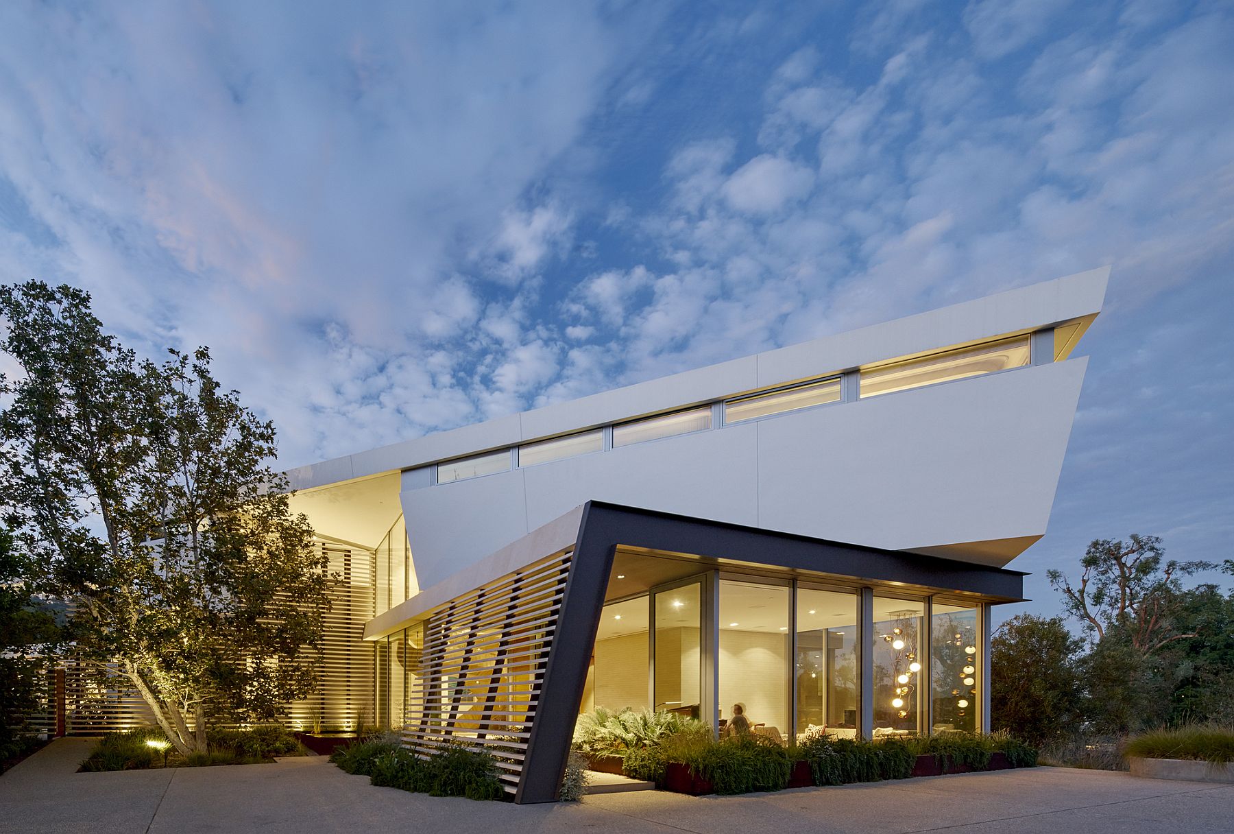 Tree Top Residence by Belzberg Architects in Los Angeles