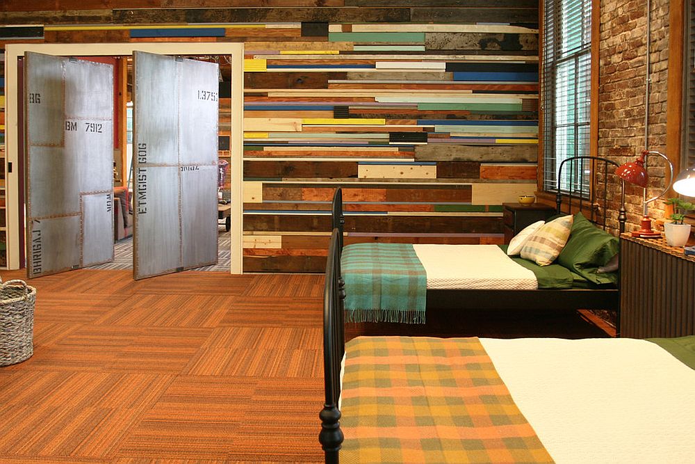 25 Awesome Bedrooms With Reclaimed Wood Walls