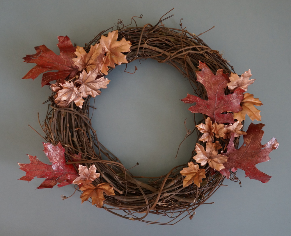 DIY fall wreath with foliage