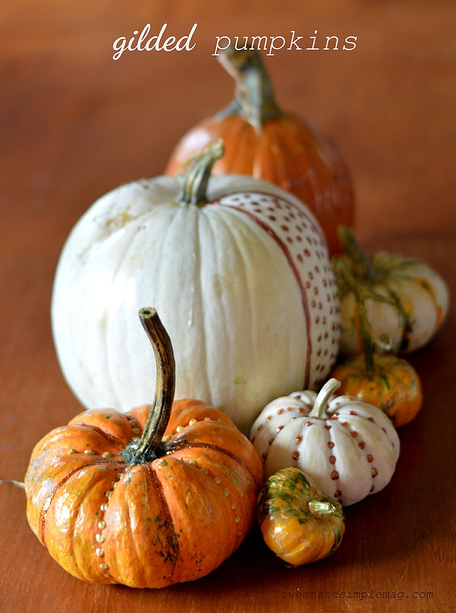 DIY gilded pumpkins make an elegant Halloween table centerpiece [From: sweet and simple mag]