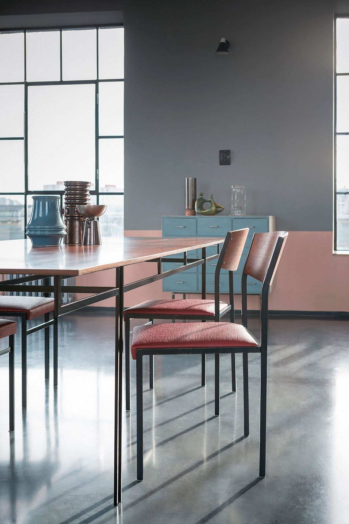 Dining table and chairs keep things simple and space savvy