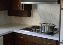Faux-marble-countertops-and-backsplash-from-Gorgeous-Shiny-things-217x155