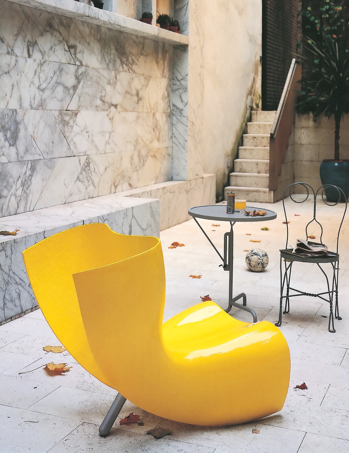 Felt chair by Marc Newson. Images courtesy of Cappellini.