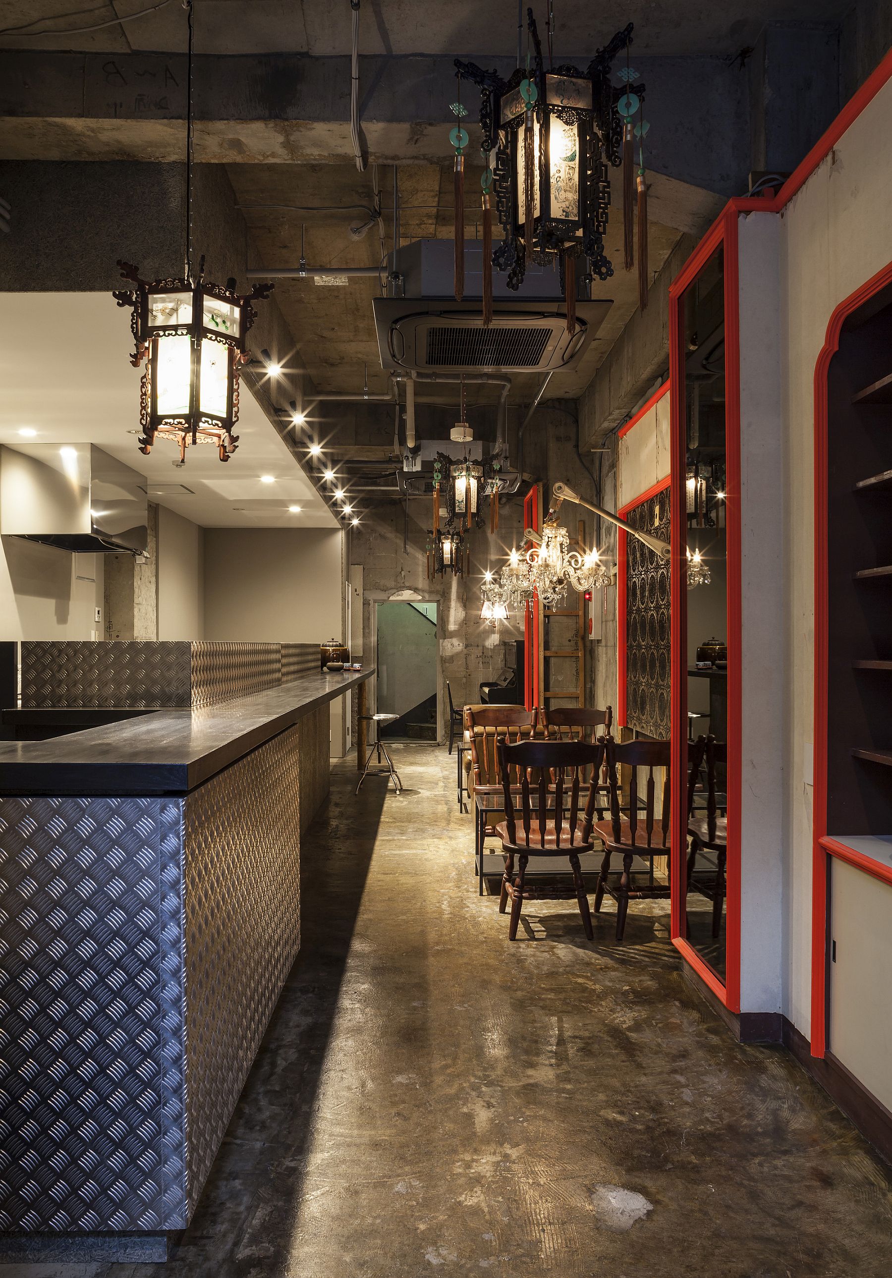 Ingenious restoration and renovation of old beauty salon into a stylish hostel