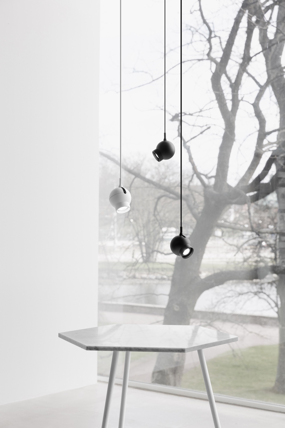 Ogle Mini cluster (black and white) by Form Us With Love for ateljé Lyktan. Image courtesy of ateljé Lyktan.