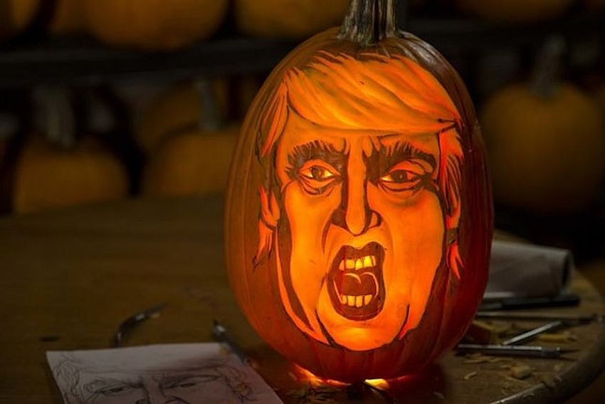 Show your love for trump with this cool pumpkin carving [From: Huffington Post]