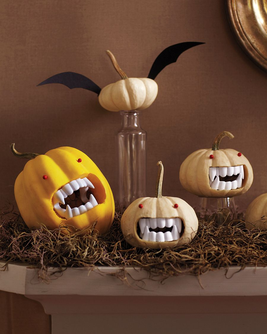 Centri e decorazioni da tavolo con zucca vampiro di Martha Stewart