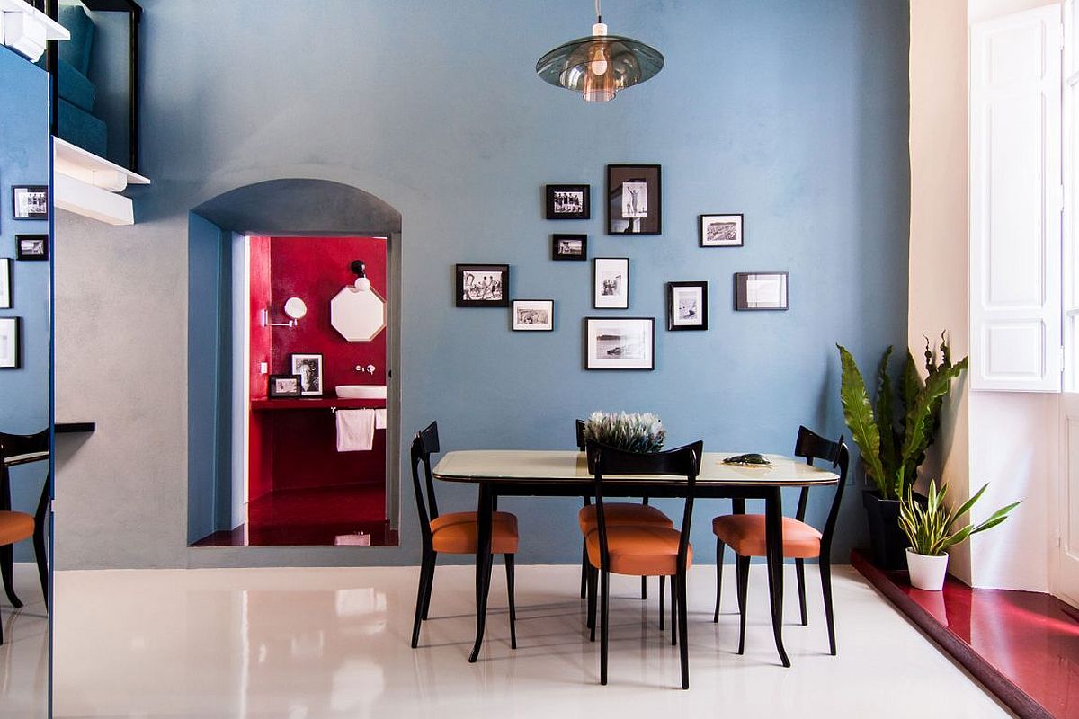 A picture wall for the modern dining room