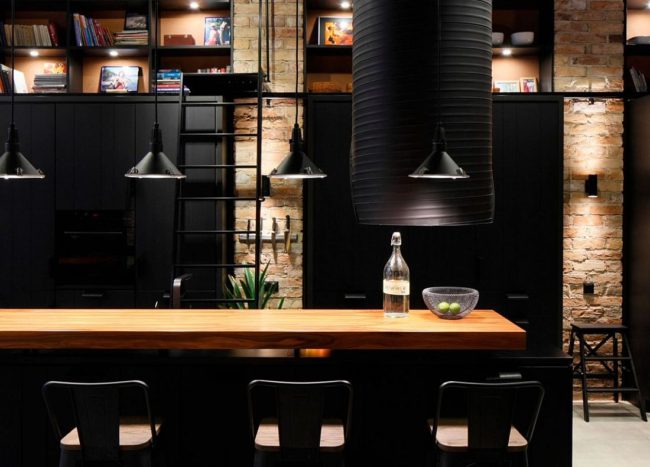 Apartment UV Goes Modern Industrial Using Exposed Metal, Brick and ...