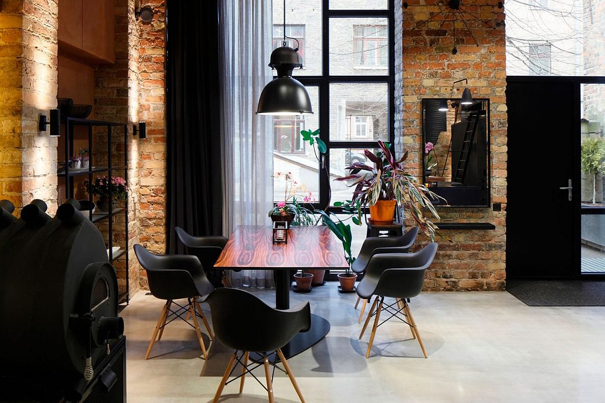 Industrial style pendant light for the dashing dining room