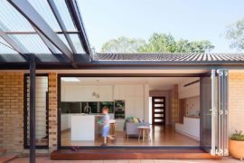 Slated Timber Screen and a Light-Filled Interior Transform 1960s Sydney Home
