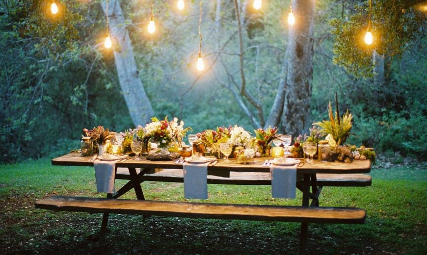 Easy Ways To Transform Your Backyard Into A Charming Thanksgiving Dining Space