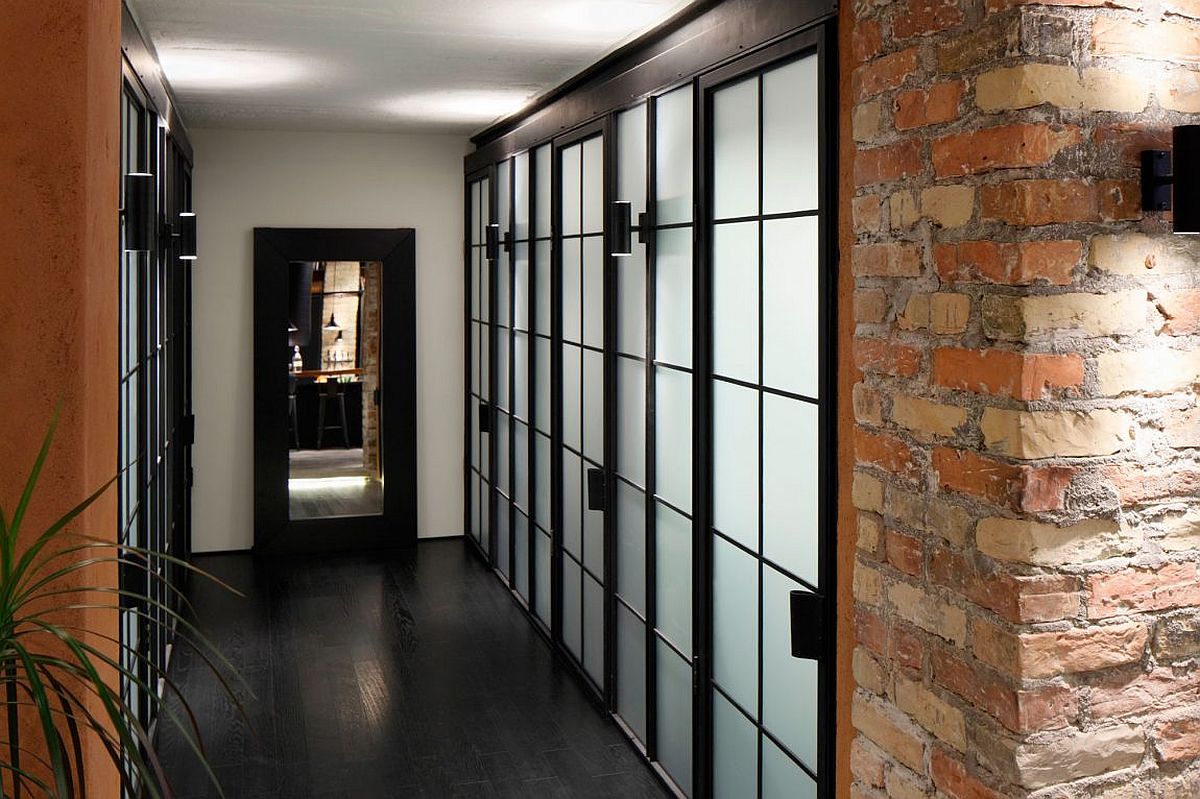 Apartment Uv Goes Modern Industrial Using Exposed Metal Brick And