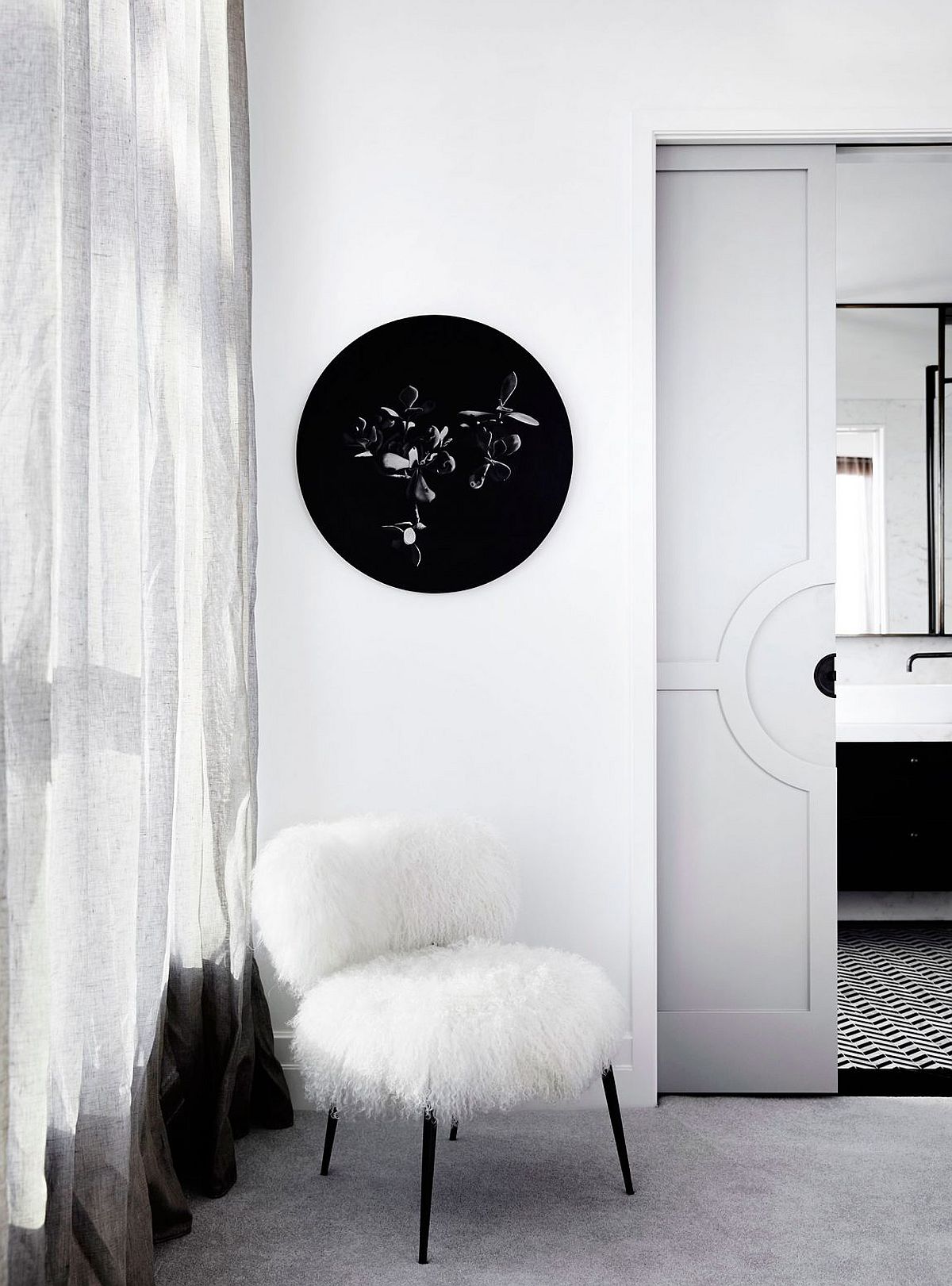 Black and white decorating theme with a hint of LA glitz