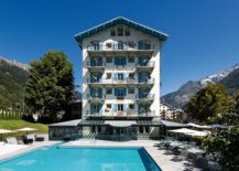 Idyllic-and-luxurious-escape-in-Chamonix-Hotel-Mont-Blanc-217x155