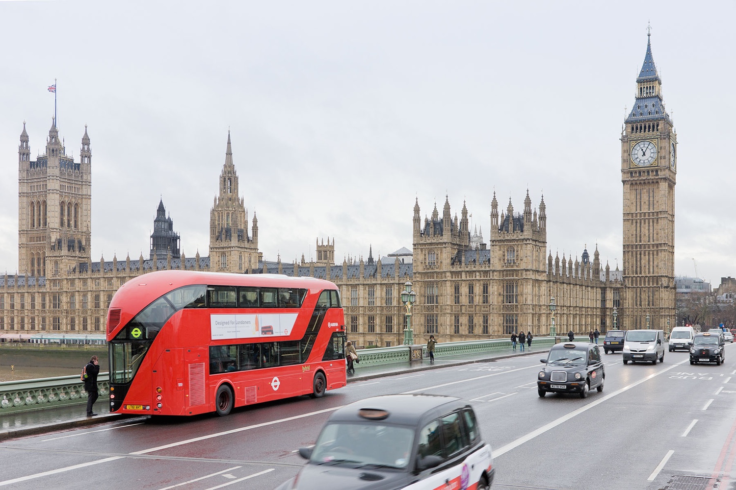 London bus. Image via Heartherwick Studio.