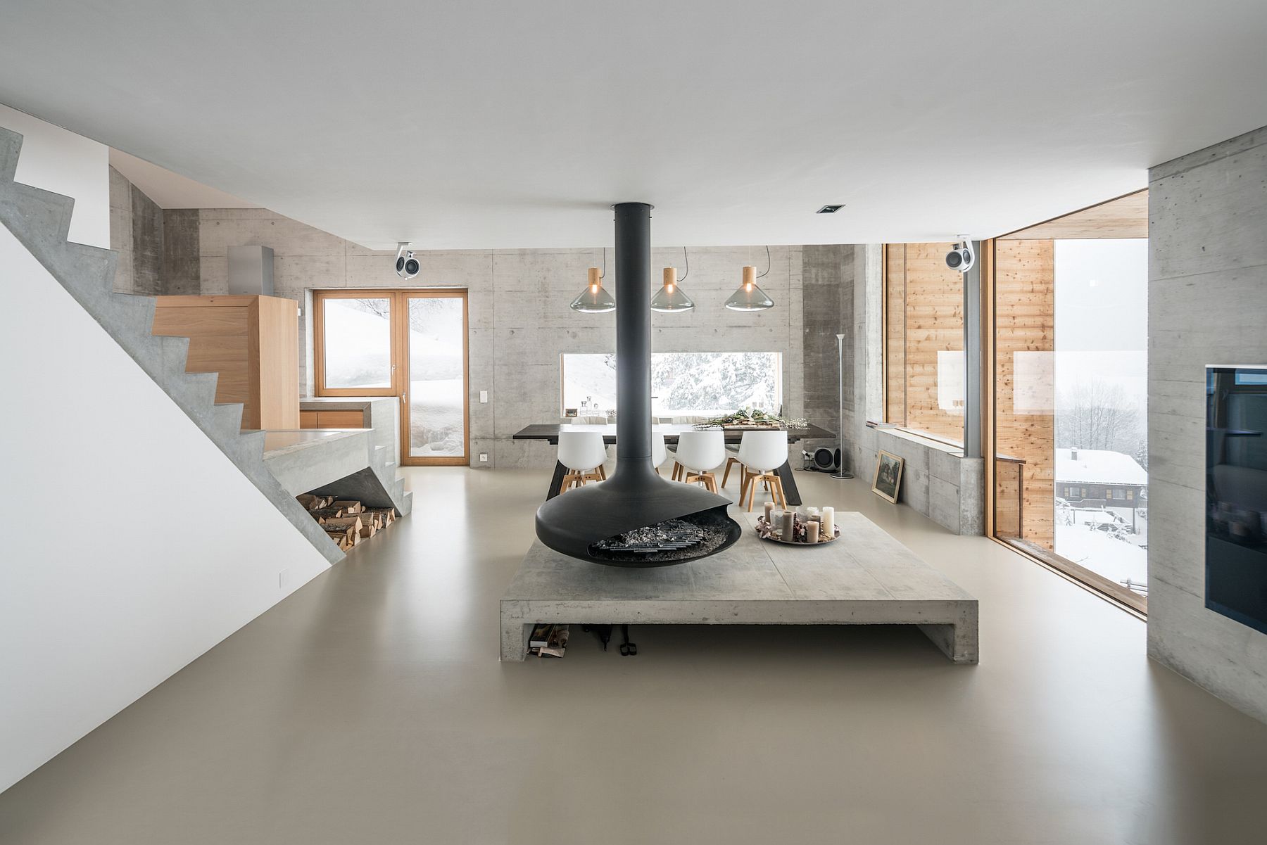 Minimal and contemporary interior of contemporary chalet in Anzère