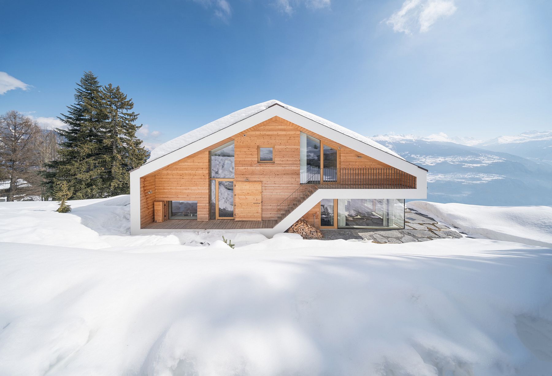 Chalet Anzère: Contemporary Swiss Escape Inspired by Timeless Design