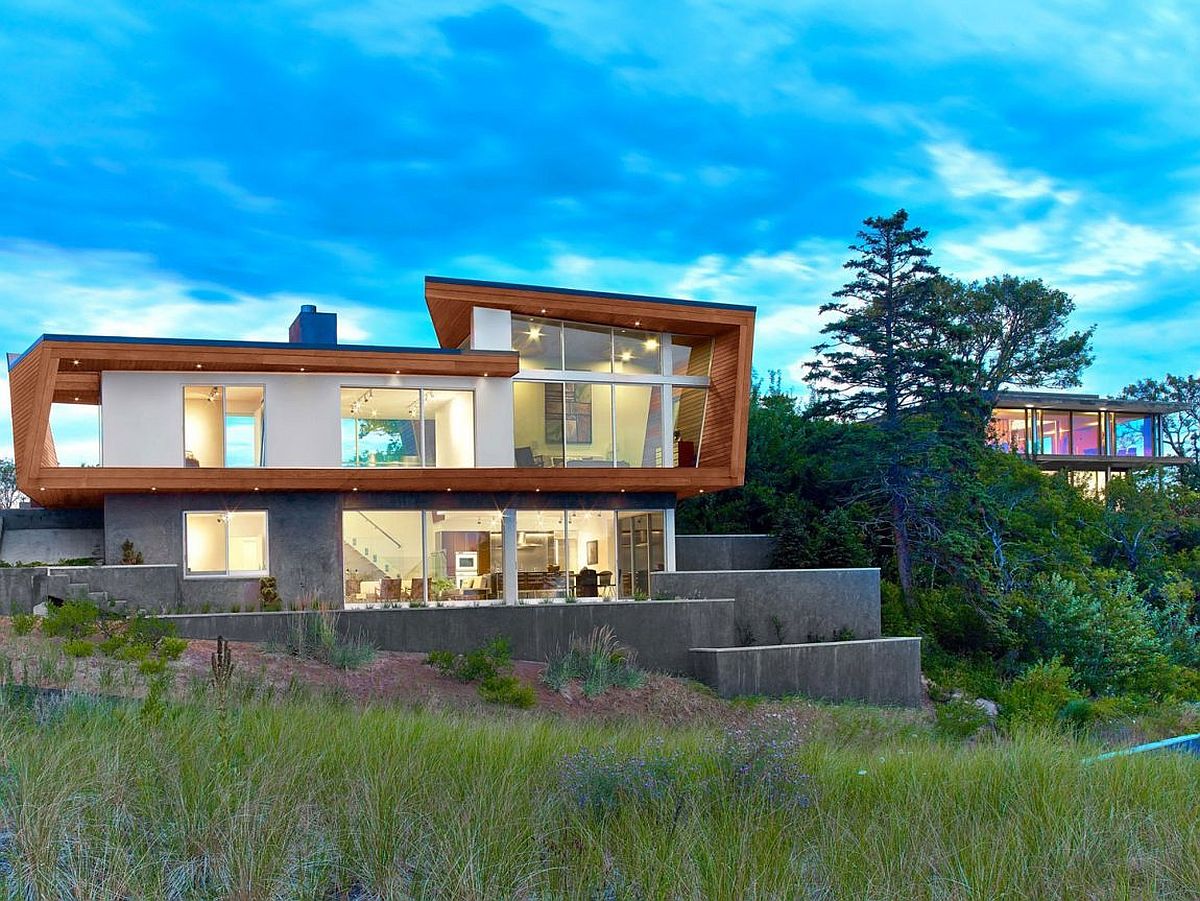 Cape Cod Beach House by Hariri & Hariri Architecture