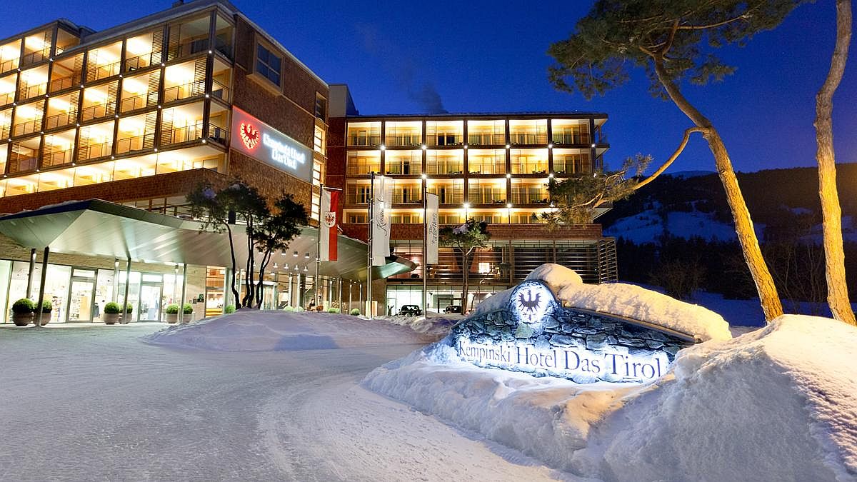 Facade-of-Kempinski-Hotel-Das-Tirol