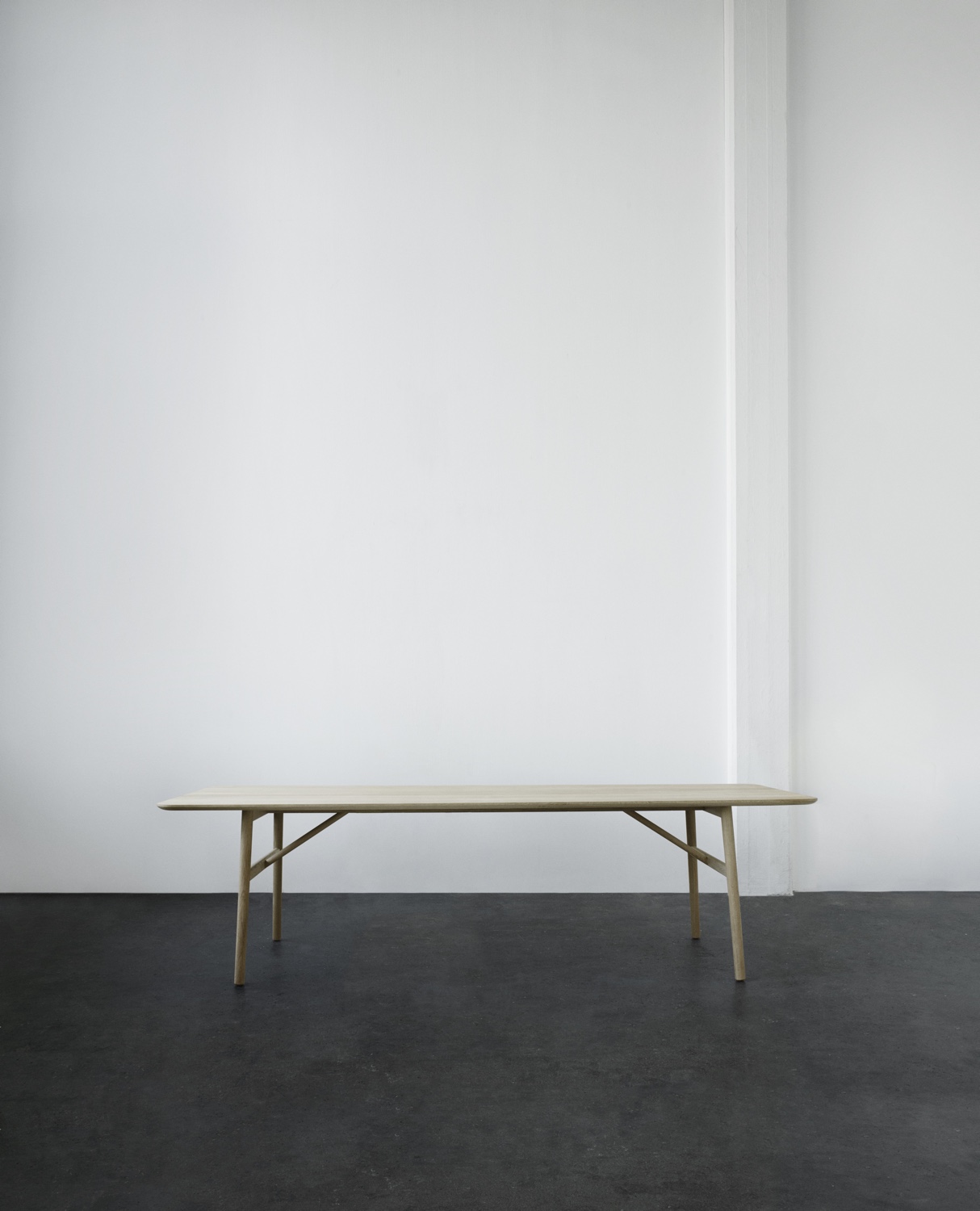 Hven-Table-260