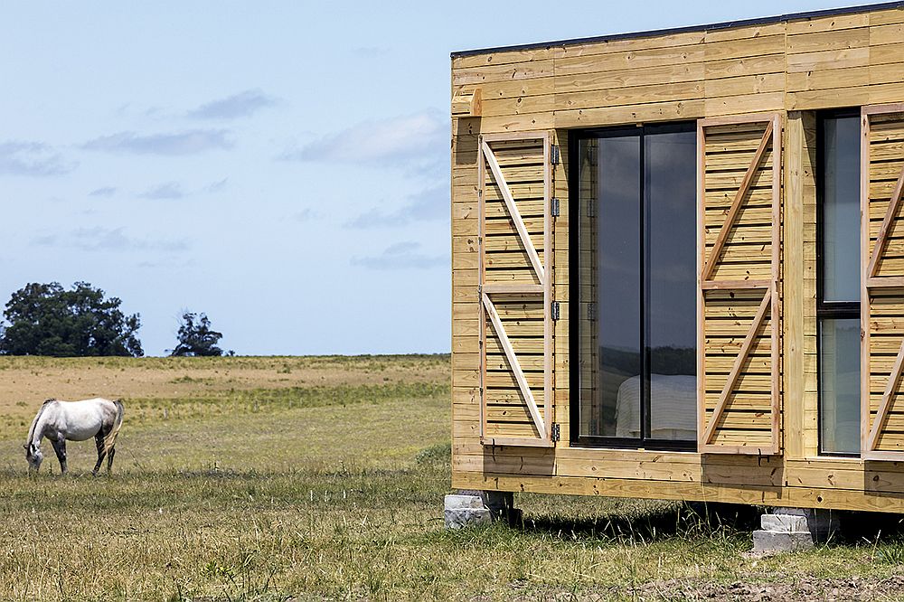 Industrialized materials and smart design make the fabrication of the prefab retreat easy