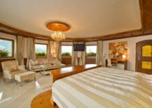 Luxurious-rooms-inside-Kaiserhof-Hotel-217x155