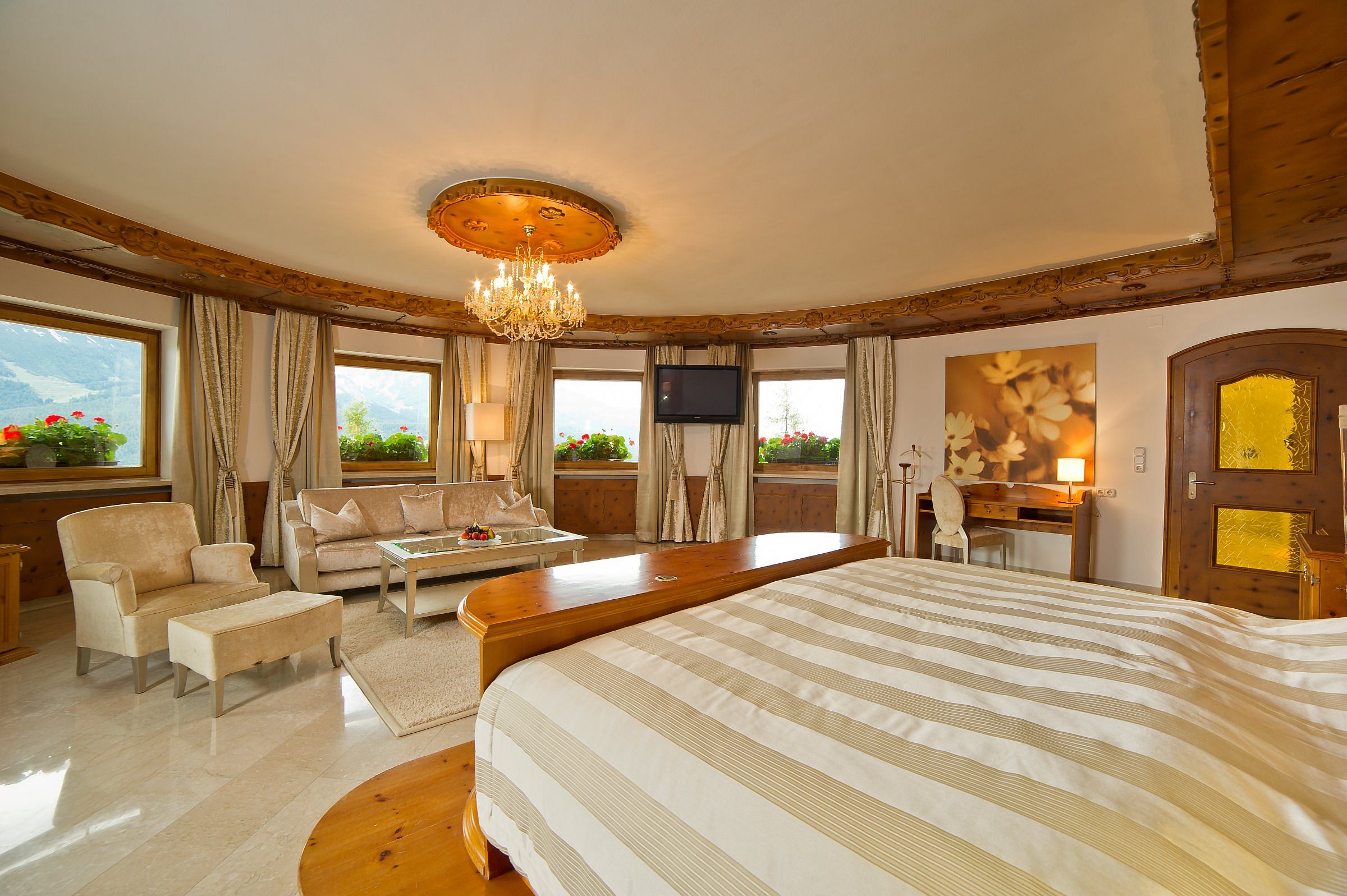 Luxurious rooms inside Kaiserhof Hotel