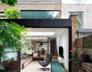 Chic and Sensible Makeover of Lovely Brick Cottage from the 1800s in London