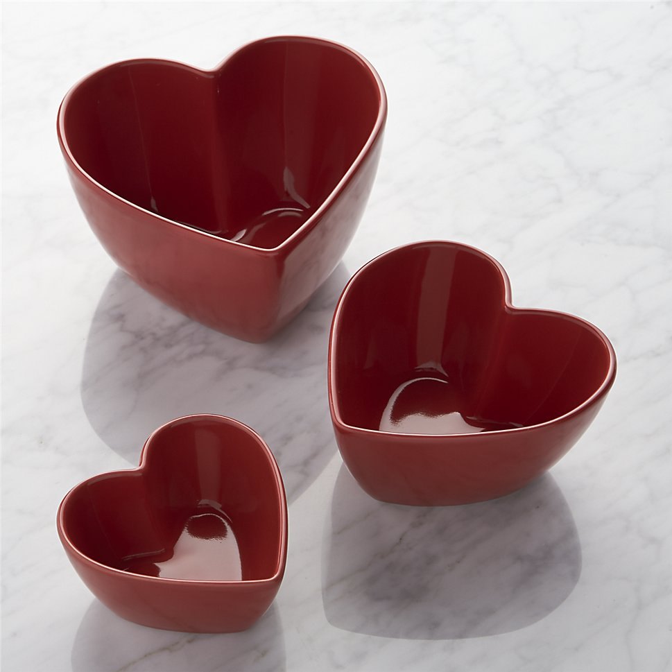 Red heart bowls for the kitchen