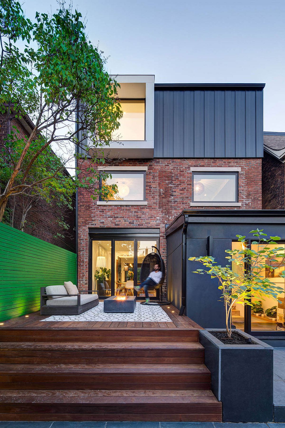 Riverdale Dormer House in Perth with a lovely rear yard