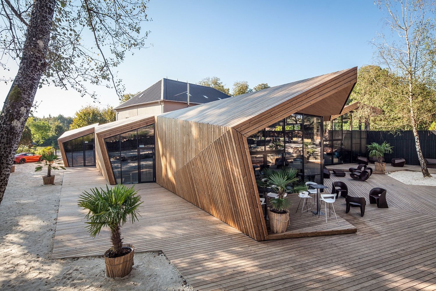 Sculptural style of Luxembourg restaurant inspired by art of origami