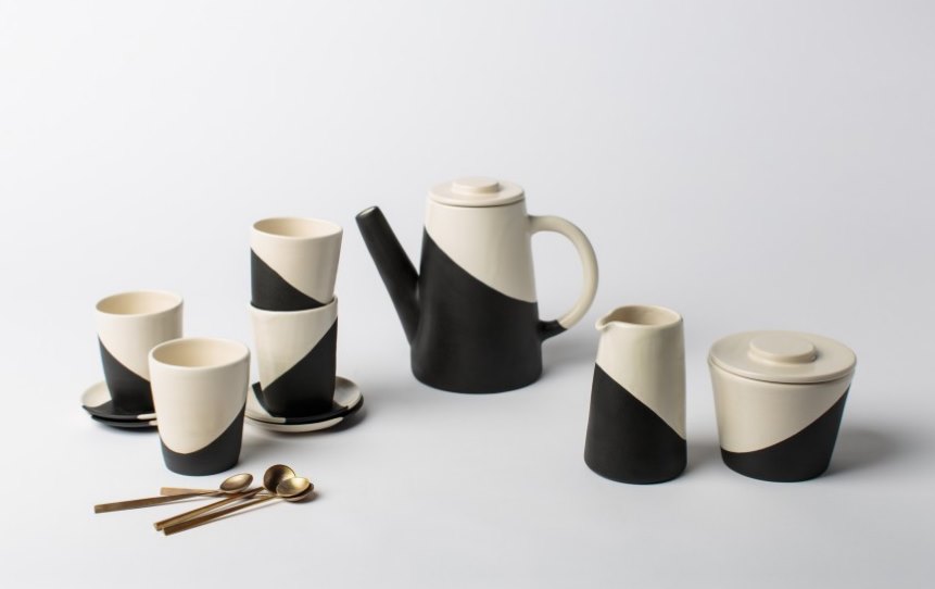 Shift Porcelain from Apparatus