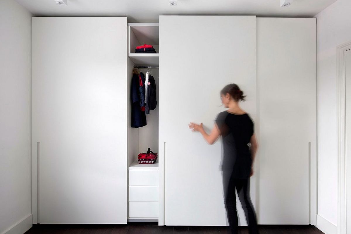 Sliding doors for the bedroom wardrobe