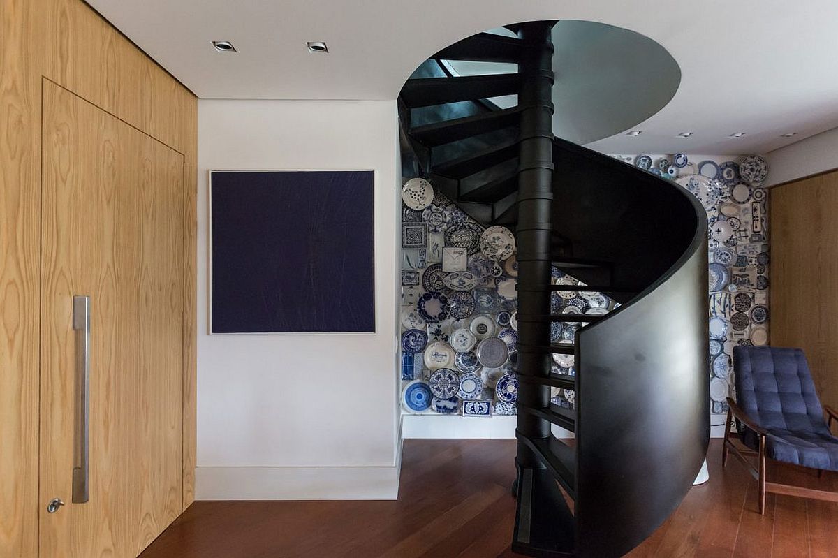 Space-savvy spiral staircase in the living room